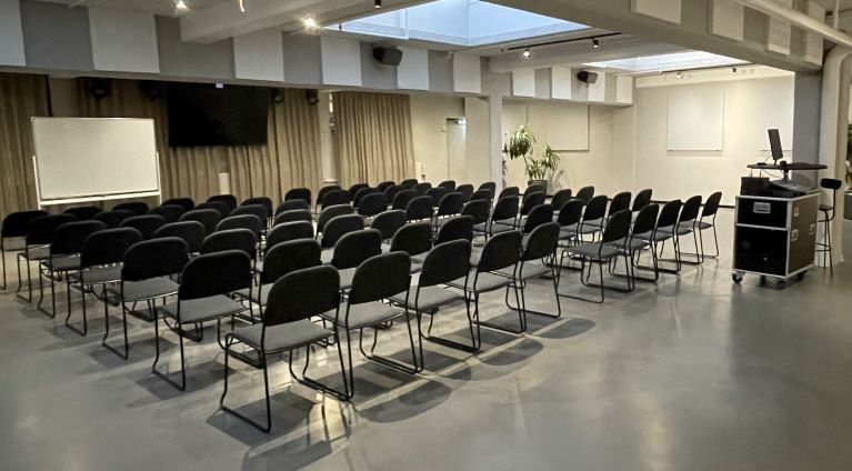 4 - D15 Grå sal .jpg
