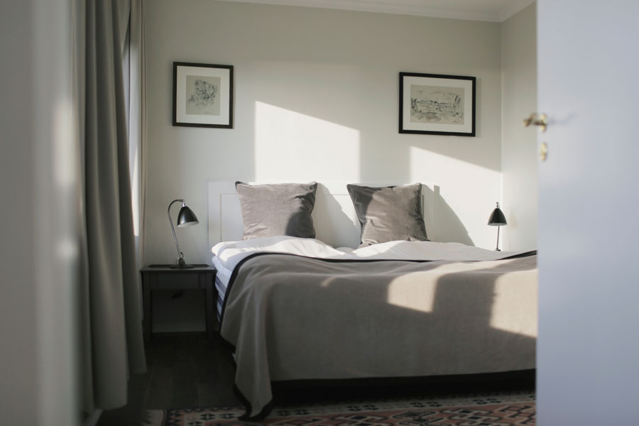 900x600Suite1.jpg