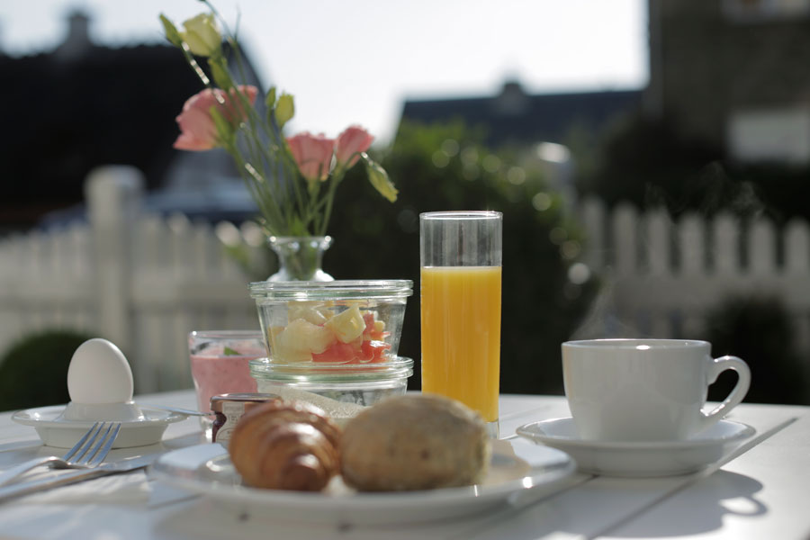 900x600breakfast.jpg