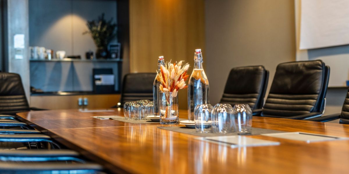 Bor - Boardroom.jpg