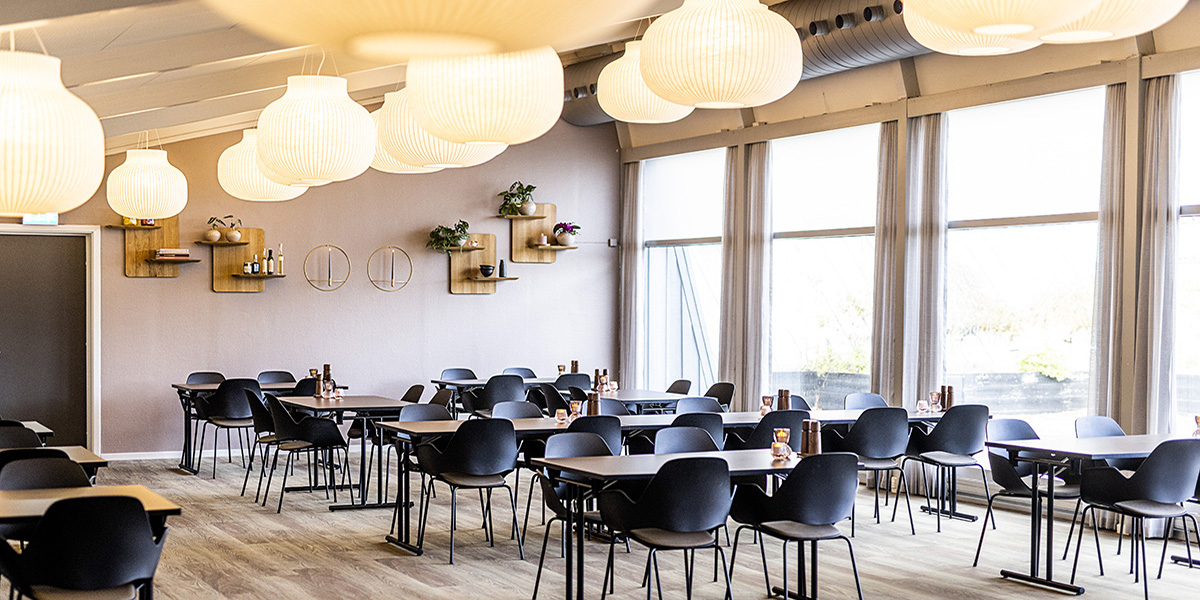 IdrættensHus_RAISFOTO_6183_Restauranten_1200x600,.jpg