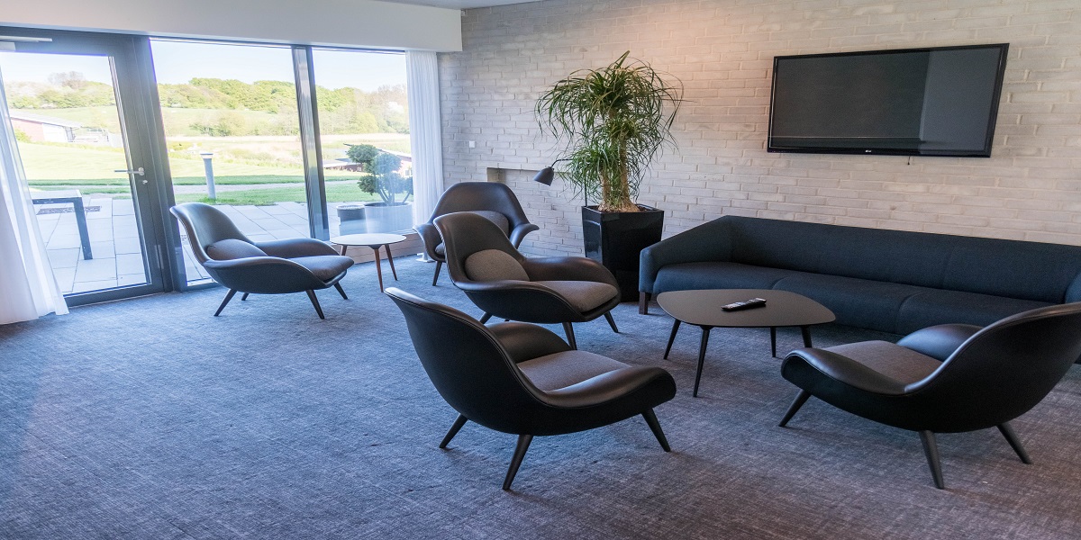 Lounge.jpg