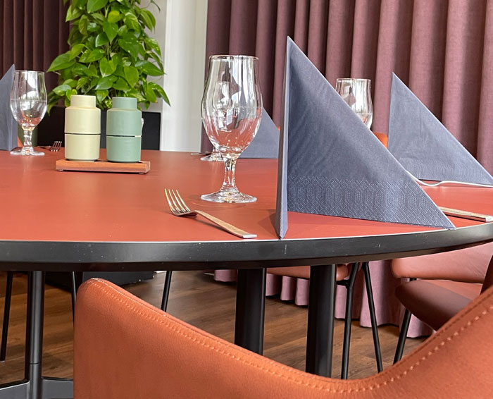Restaurant-1.jpg