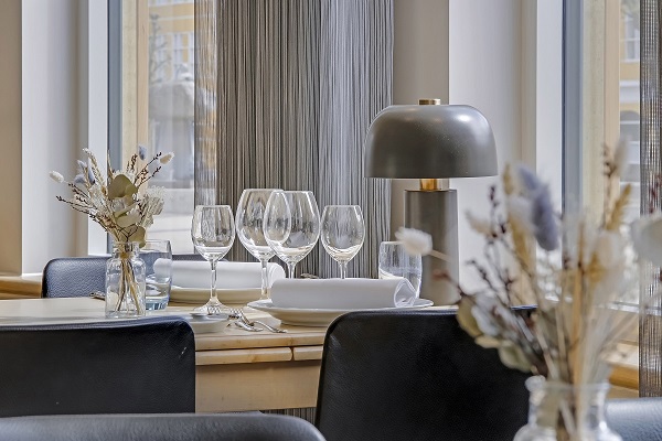 Restaurant1.jpg