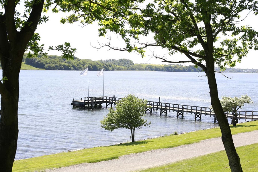 Sol på bådebroen.jpg