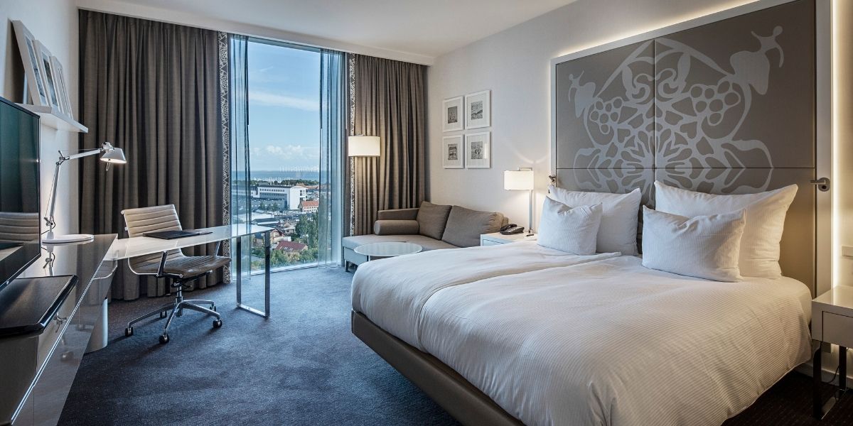 Superior room Clarion 1200 x 600 px (7).jpg