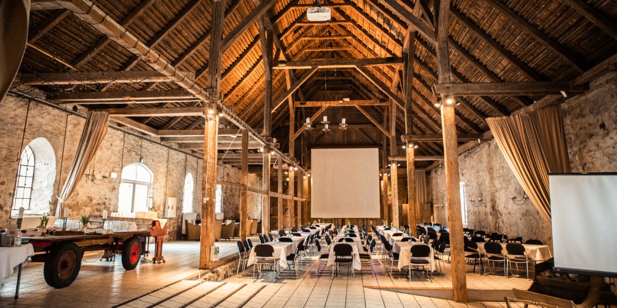 laden-konference-1.jpg