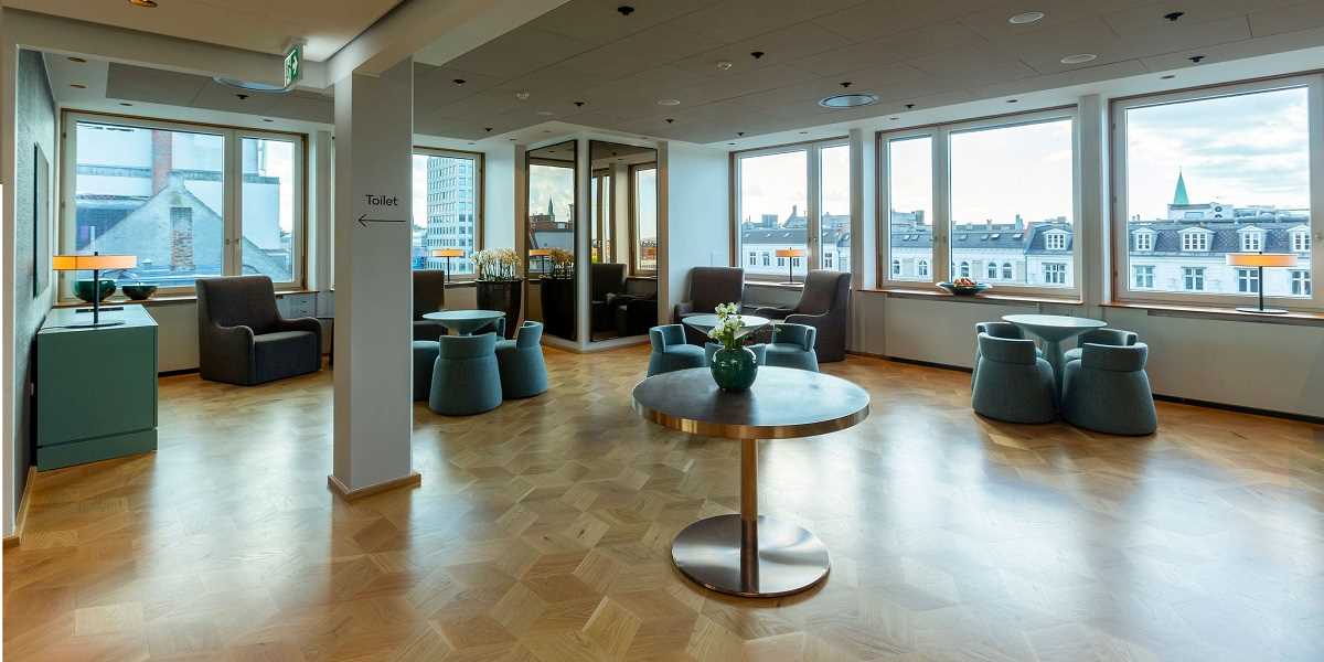lounge 1200.jpg