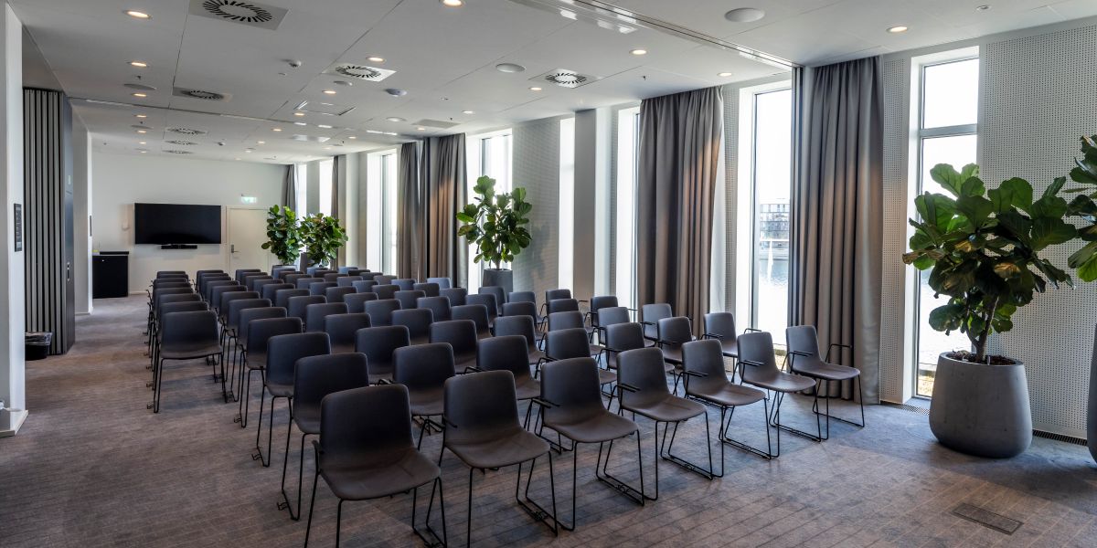 Konference2.jpg