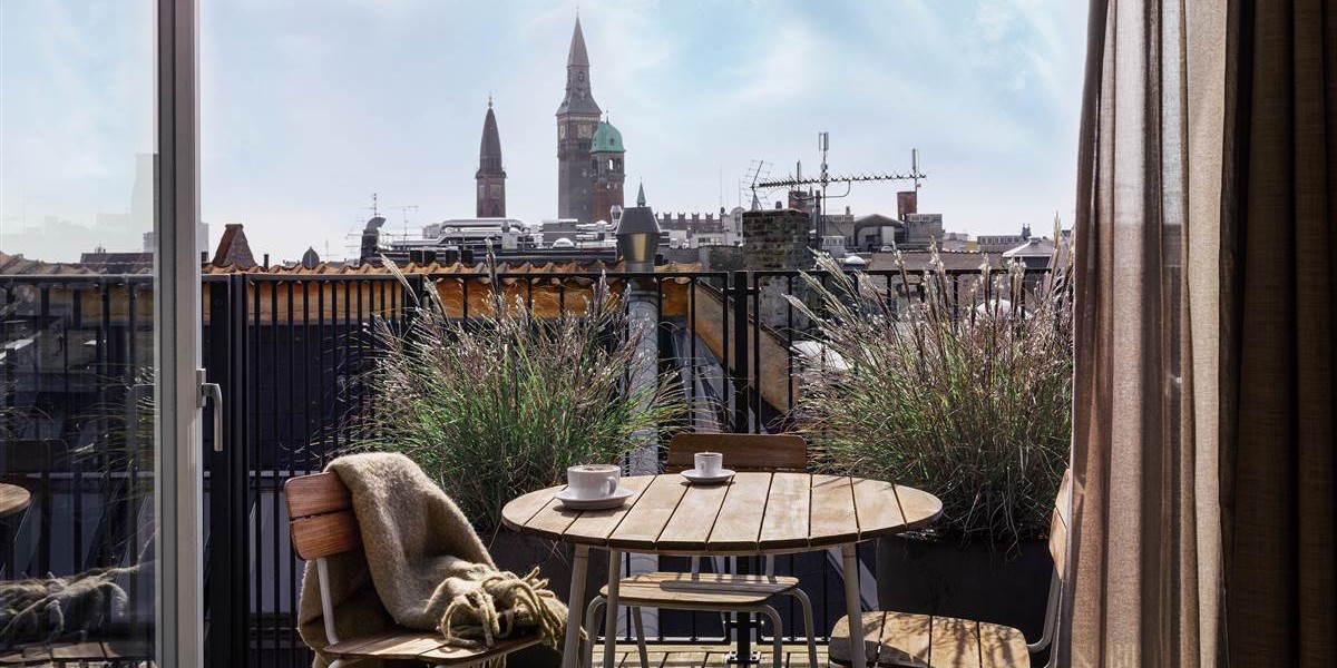 Hotel_SP34_Loft_Suite_Roof_Terrace__1_.jpg