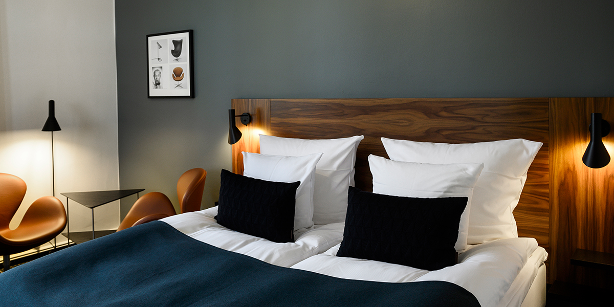 Juniorsuite_228_8792_B1200xH600px.jpg