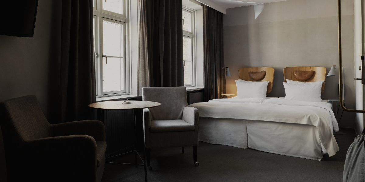 Hotel SP34 - Superior Double Room (2).png