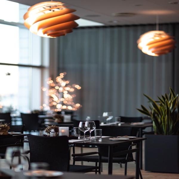 Restaurant 2.jpg