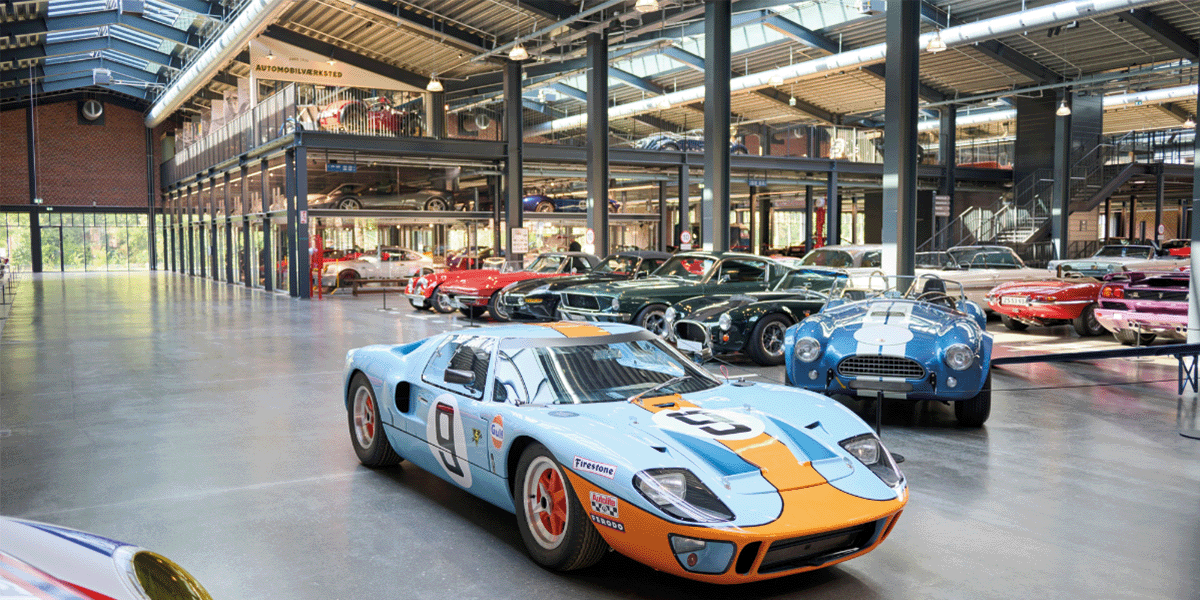classic car house